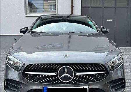 Mercedes-Benz A 200 (177.087)