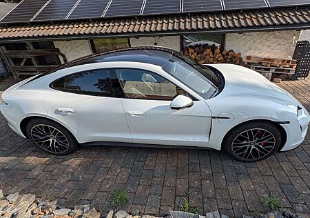 Porsche Taycan 4S Performancebatterie Plus