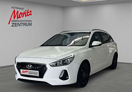 Hyundai i30 Kombi 1.4 Family *MIT SPURASSISTENT!*