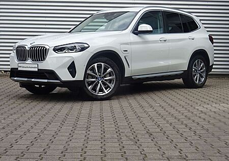 BMW X3 xDrive30e LED LivePro HiFi Kamera AHK