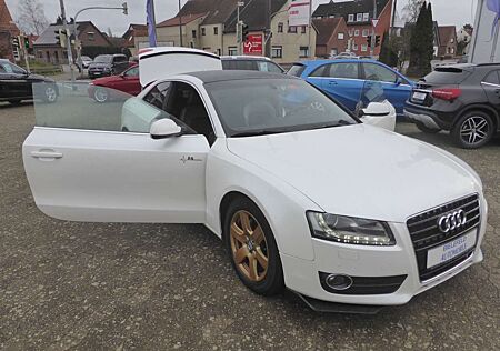 Audi A5 Coupe 2.0 TFSI S Line AT-Motor Leder/MMI Navi/Soun