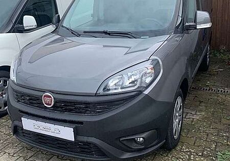 Fiat Doblo SX Kawa L1H1, SX 1.6 MJ 74 kW (100PS) E6D, 2 Schie