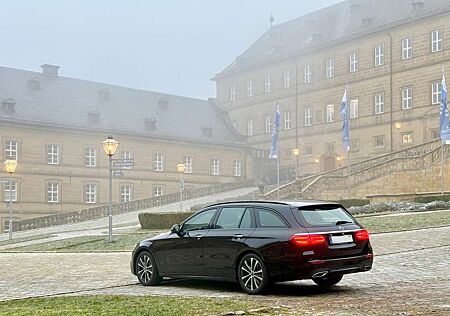 Mercedes-Benz E 400 d 4Matic T AMG Line HUD DISTRONIC PANO 360