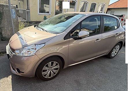 Peugeot 208 5-Türer PureTech 82 Active