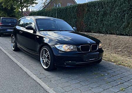 BMW 118d 118 Tüv bis 06/26, Start-Stopp, Sitzheizung, VB