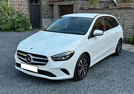 Mercedes-Benz B 200 d Style AR-Navi LED MBUX High End Business