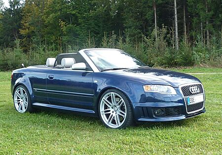 Audi RS4 Cabriolet 4.2 FSI Quattro