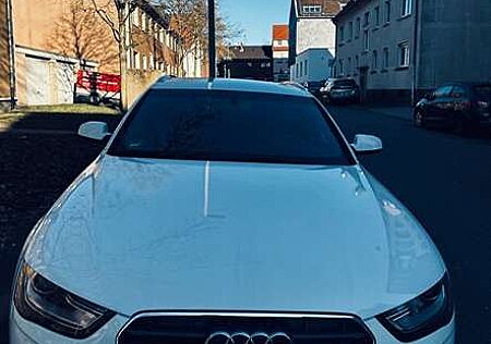 Audi A8 2013 S-line