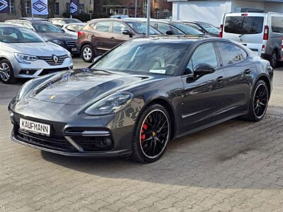Porsche Panamera Turbo 4.0-Liter-V8-Biturbo
