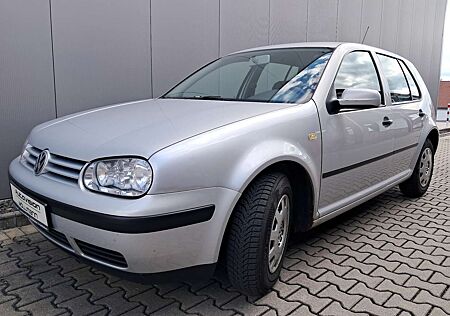 VW Golf Volkswagen 1.4, 75 PS, Klima, ZV mit FB. AHK, Service neu