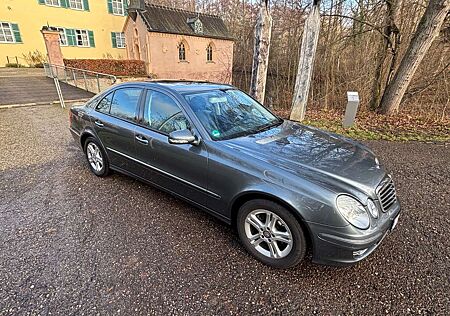 Mercedes-Benz E 200 KOMPRESSOR AVANTGARDE TOP