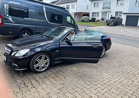 Mercedes-Benz E 350 CGI Cabrio BlueEFFICIENCY 7G-TRONIC Elegance