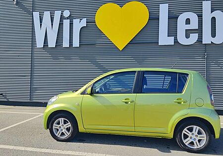 Daihatsu Sirion 1.3 CooLine KLIMA 1-Hand