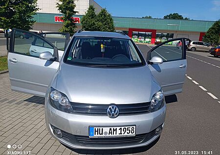 VW Golf Plus Volkswagen Team