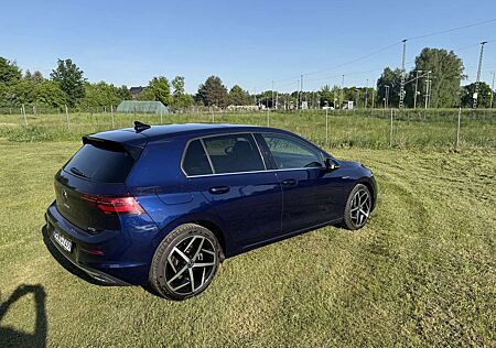 VW Golf Volkswagen 1.5 eTSI OPF DSG Style