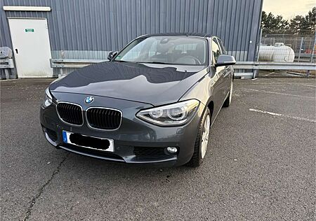 BMW 118i 118 Xenon, PDC, Tempomat, SHZ, Navi.Prof., Regens