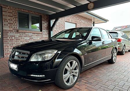 Mercedes-Benz C 200 CDI DPF BlueEFFICIENCY Avantgarde