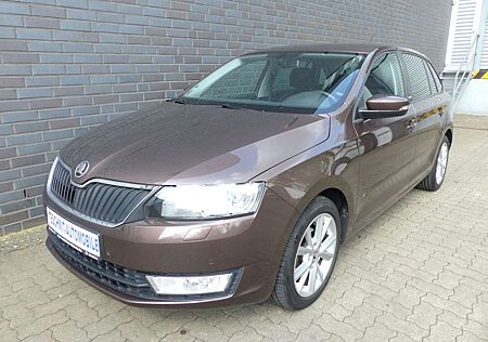 Skoda Rapid /Spaceback Spaceback Joy Automatik/Xenon/PDC/2.Hd