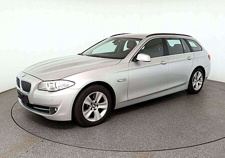 BMW 528 xDrive Leder Scheckheft Tüv2027 Service neu