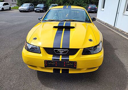 Ford Mustang 40th Anniversary 3,8