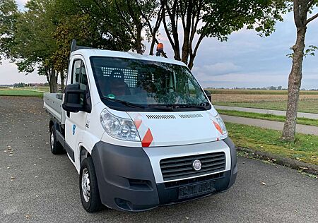 Fiat Ducato Pritsche 1Hand