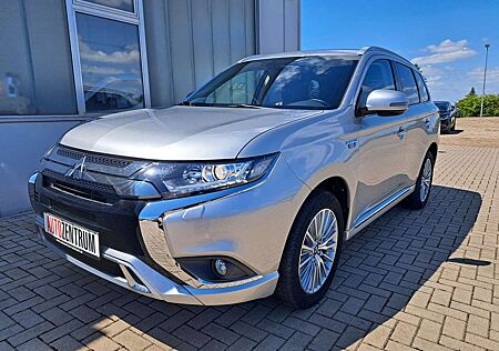Mitsubishi Outlander PHEV 4WD AUTOMATIK APP-CONNECT AHK