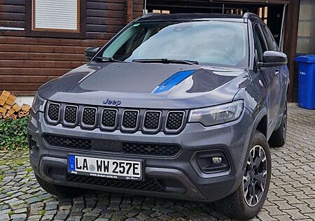 Jeep Compass gebraucht kaufen Jeep Compass Compas Plug-in Hybrid 1.3 T4 4xe Trailhawk