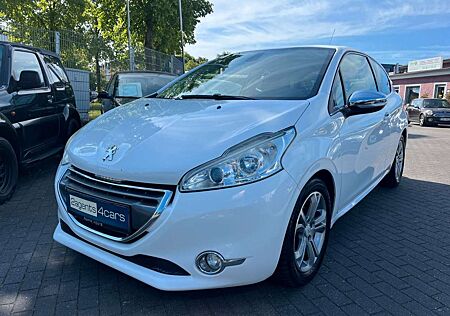 Peugeot 208 1.6 Allure°Garantie°Navi°PDC°SitzHZG°