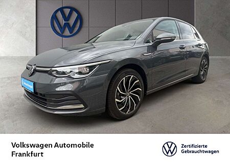 VW Golf Volkswagen VIII 1.5 TSI DSG Style Navi LED Rückleuchte