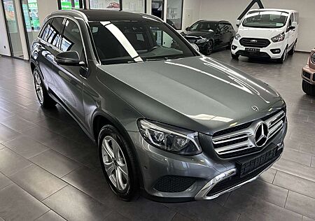 Mercedes-Benz GLC 220 d 4Matic AMG Line/Navi/Kamera/Panorama