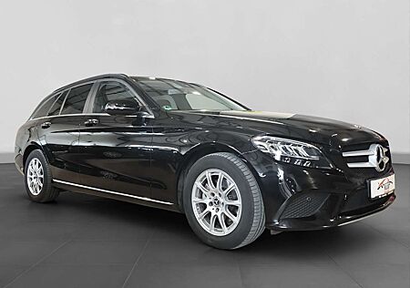 Mercedes-Benz C 200 T d AVANTGARDE*LED*AHK*Kamera*SHZ*2. Hand*