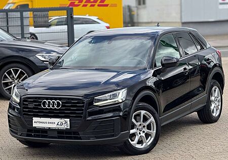 Audi Q2 quattro S tronic LED,NAVI