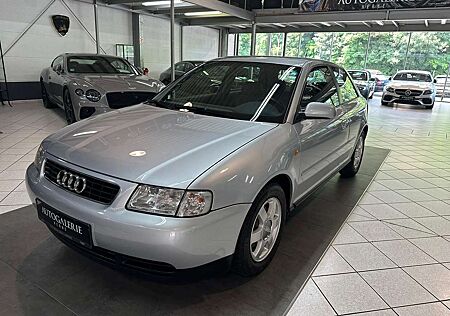 Audi A3 1.8 Ambiente*1.HAND*SCHECKHEFT*