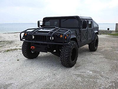 HUMMER H1 Alpha PREDATOR USA DURAMAX MIL-SPEC.