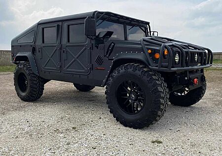 Hummer H1 Alpha PREDATOR USA DURAMAX MIL-SPEC.