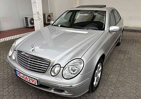 Mercedes-Benz E 320 CDI.Automat.Klima.Xenon.Navi.GSD.PDC.