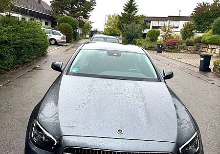 Mercedes-Benz E 220 d,4M Avangard,MBUX, Agility Control,Kamera