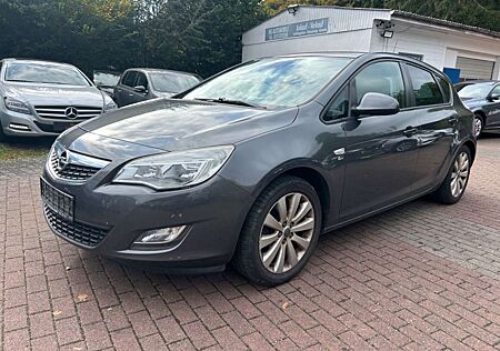 Opel Astra J Lim. 5-trg. 150 Jahre