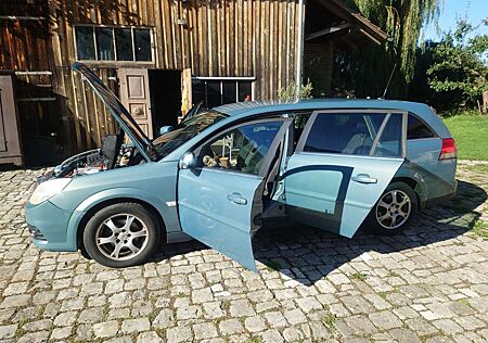 Opel Vectra 1.8 Caravan Edition TÜV /2026