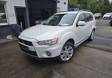 Mitsubishi Outlander 2.2 DI-D 4WD TC-SST Intense