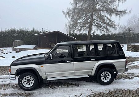 Nissan Patrol 2.8 TD Station Y60 rostfrei 1.Hand!