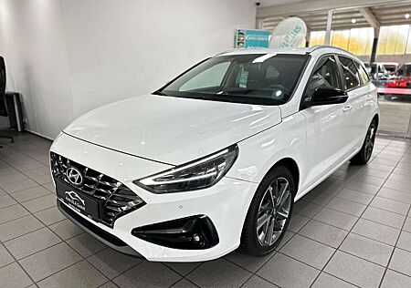 Hyundai i30 gebraucht kaufen Hyundai i30 cw Edition 30+ Automatik 1.Hand|Kamera|Navi