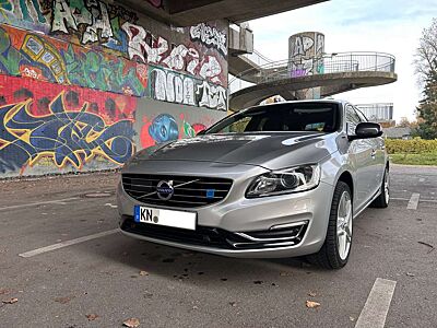 Volvo V60 V60 D6 Plug-In-Hybrid, AWD, FULL Assist