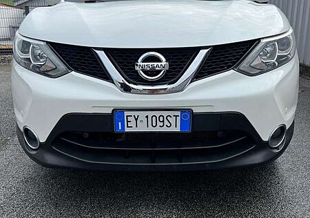 Nissan Qashqai 1.2 DIG-T TEKNA