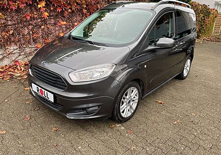 Ford Tourneo Courier 1.0 EcoBoost Titanium