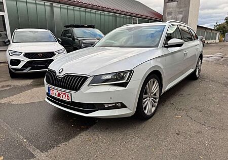 Skoda Superb gebraucht kaufen Skoda Superb Combi Style LED Navi AHK