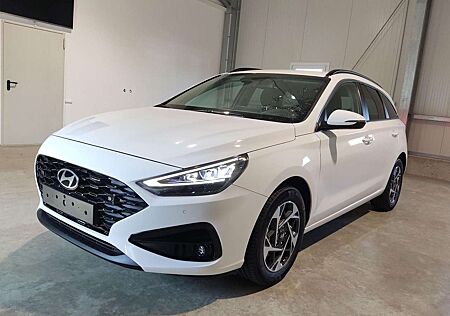 Hyundai i30 Kombi Style Plus Edition 1,5 T-GDI MHEV 48 V 1...