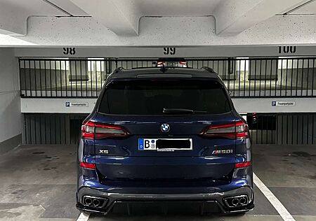 BMW X5 M M50i