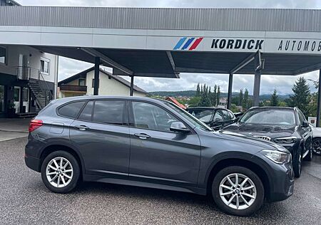 BMW X1 sDrive 20iA "ADVANT."/NAVI/AHK/SPORTSITZ/SHZ