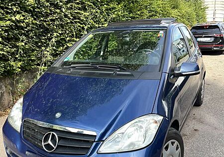 Mercedes-Benz A 160 BlueEFFICIENCY Elegance